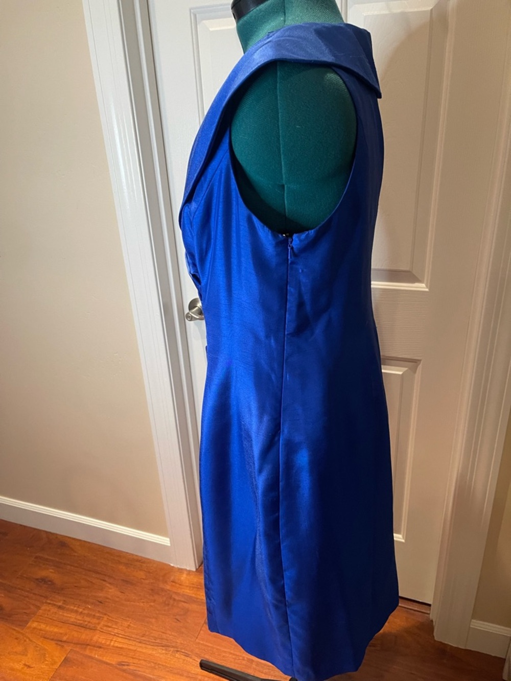 Evan Picone Royal Blue V-Neck Sheath Dress 16 - Picture 9 of 15